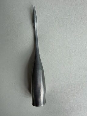 Vintage B116 Hoselton Canada Modern Crane in Matte Finish. 8.5” tall. Like new.